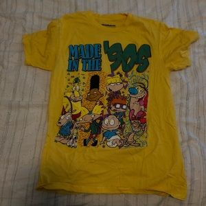 Yellow graphic 90s tee shirt